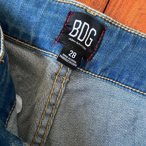 BDG flare low rise jean - Picture 6 of 8